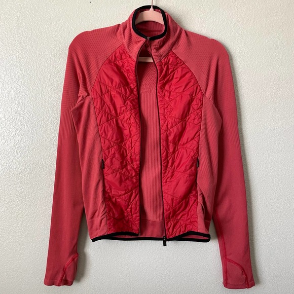 Athleta Jacket Womens Medium Red Flurry Force Puffer Quilted Primasoft Stretchy - Picture 4 of 12